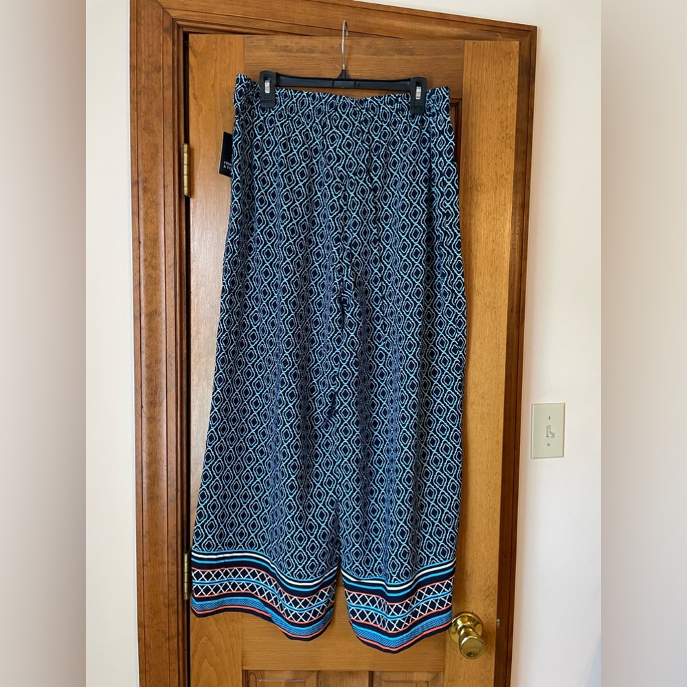 Crown & Ivy palazzo pants Muliticolored Size 1X - Picture 2 of 4